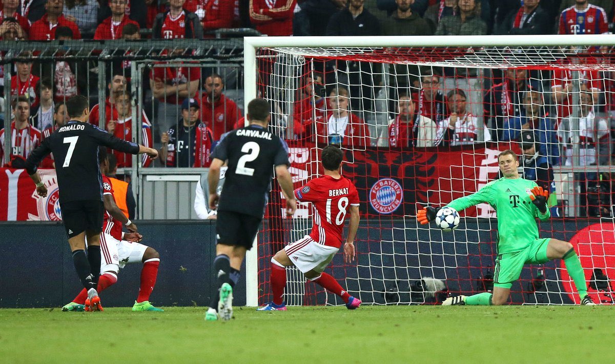 Manuel Neuer Saves Penalty
