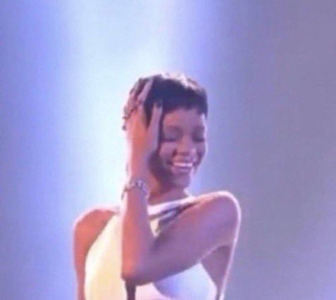 onIychloexhalle's tweet photo. Did anyone else find Will defending Jada……attrac- https://t.co/yJClBSDGLY