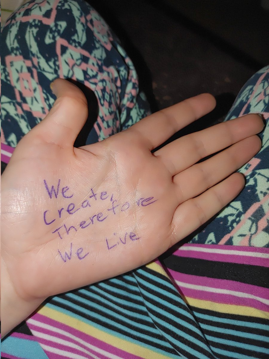 VBunny2009's tweet photo. Since gish feels like a part of me (and I am lazy) #GISH #BookBash @mishacollins sorry didn't save it a minute ago https://t.co/kXtspp31Dc
