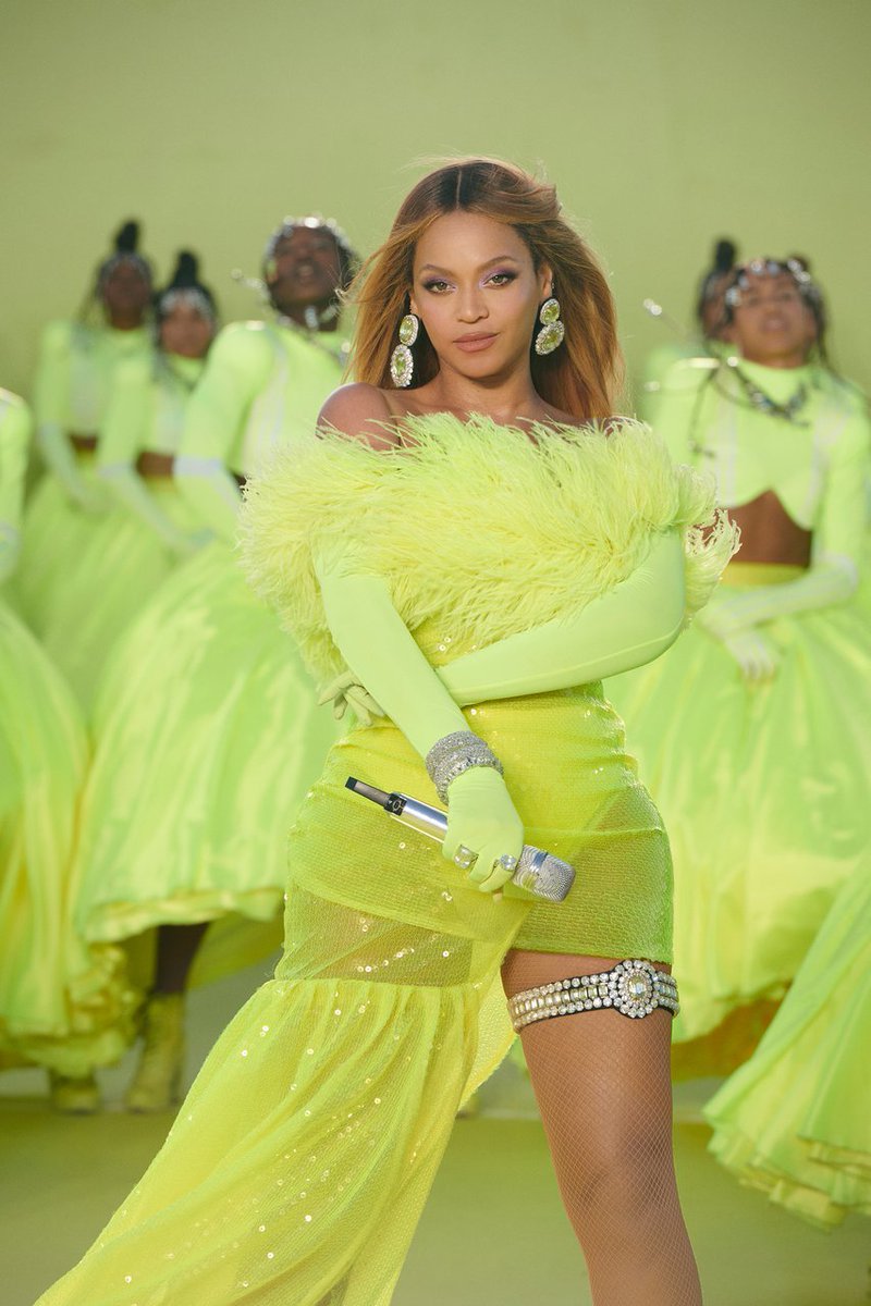 beyonseh's tweet photo. SICKENING https://t.co/rtI8bRaNBd