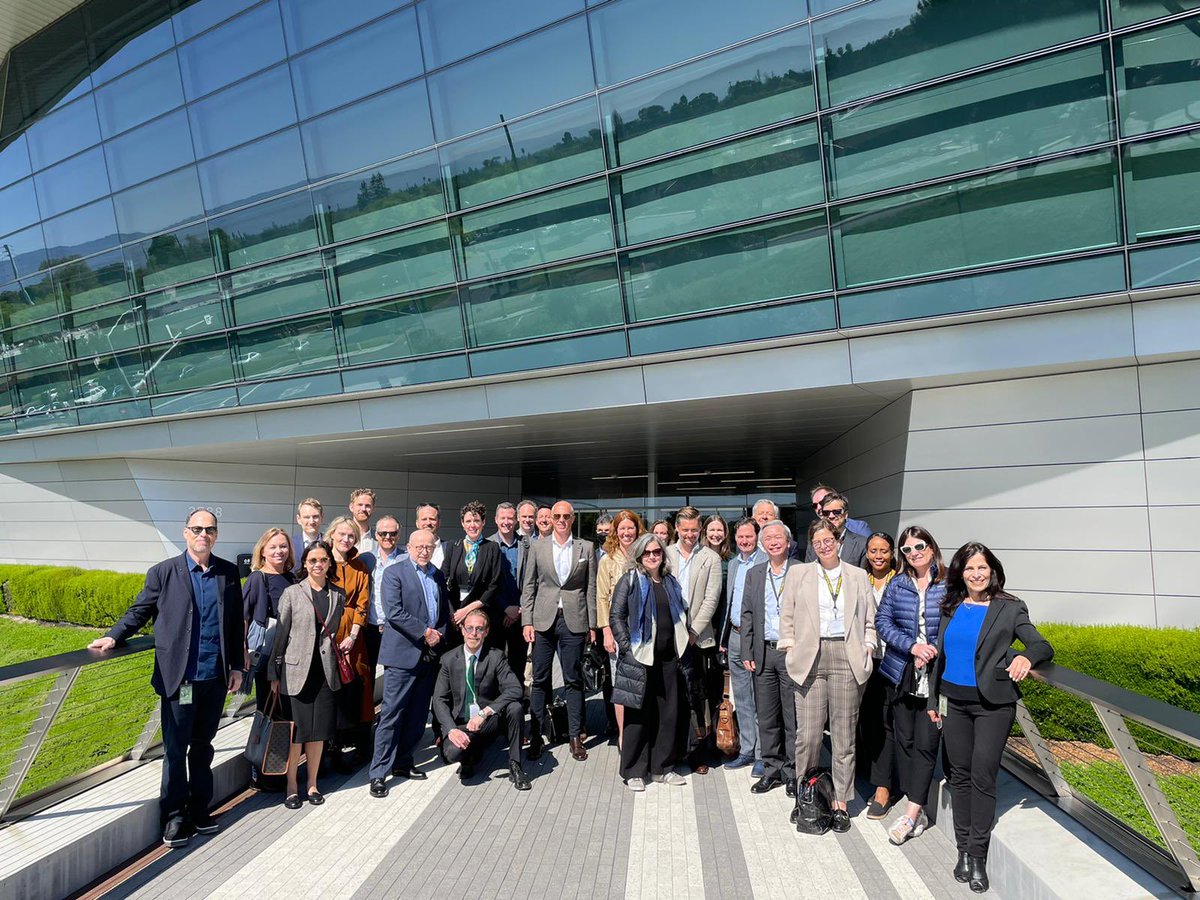 AusAmbCyberTech's tweet photo. Privileged to tour @nvidia HQ w/ @kbsdigital and #CyberTechRetreat Ambassadors to learn how NVIDIA #semiconductors, computing platforms, #robotics, and breakthroughs in #virtualreality are transforming the π!
@TechambDK π¦πΊ π©π° https://t.co/XHYgBdcdZP