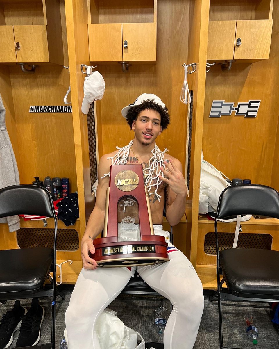 thejalenwilson's tweet photo. From dreaming it to living it, FINAL 4!!!!!4️⃣🏆 https://t.co/jsYgVLsa9v
