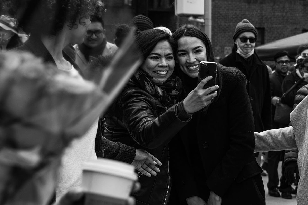 AOC's tweet photo. If you ever feel discouraged or question if organizing is worth it, just take a look outside. Peoples’ movements and successes rarely make the mainstream, but the ground we’re gaining is powerful.

Thank you NY for an incredible day. Let’s get that ballot!
📸IG: christopherhall__ https://t.co/3yGQ42QGKi
