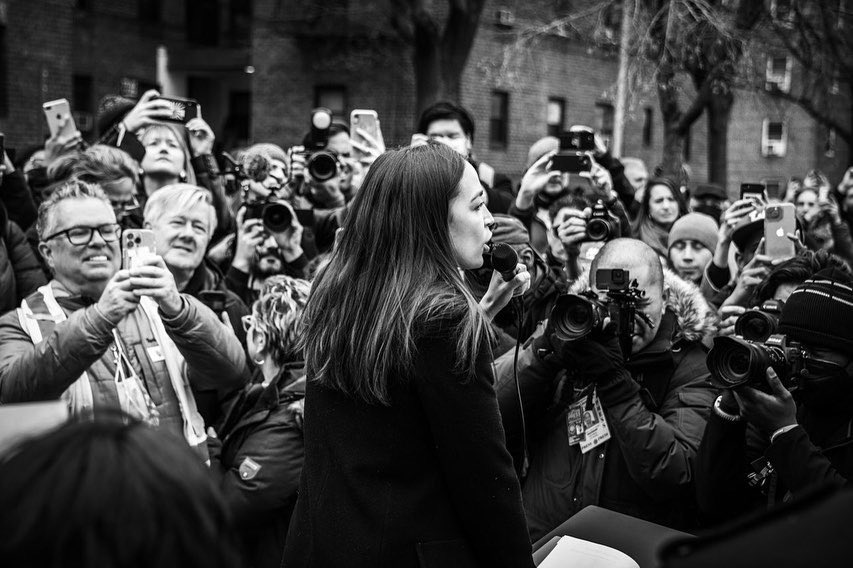 AOC's tweet photo. If you ever feel discouraged or question if organizing is worth it, just take a look outside. Peoples’ movements and successes rarely make the mainstream, but the ground we’re gaining is powerful.

Thank you NY for an incredible day. Let’s get that ballot!
📸IG: christopherhall__ https://t.co/3yGQ42QGKi