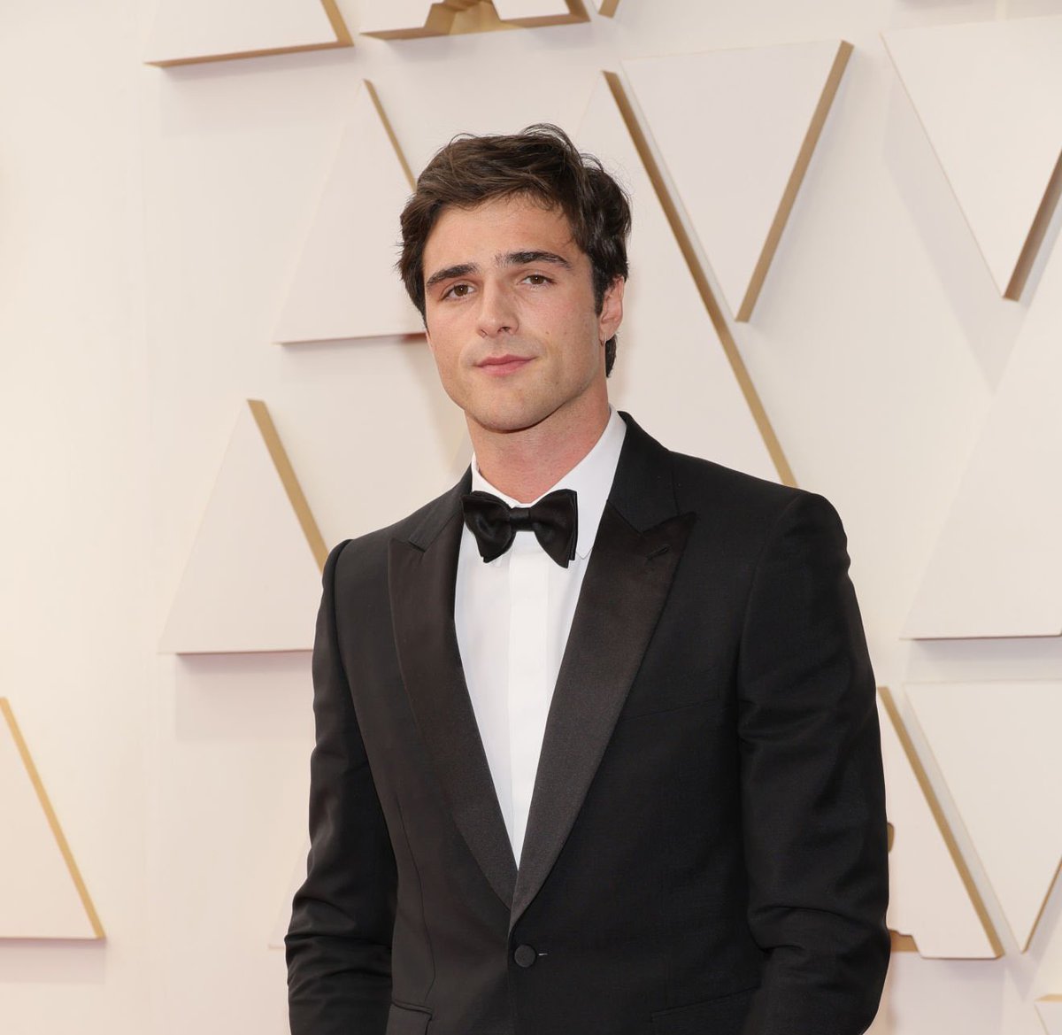 elordipics's tweet photo. Jacob Elordi.
#Oscar https://t.co/afDItfYiol