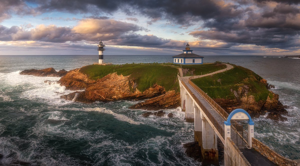 No es lo que ves, es lo que sientes, el momento, el lugar! 
Enjoy 😎
#hacerfotos  #landscapephotography #viajes  #NFTCommunity #NaturePhotography #nature #NFTPhotographer #Travel 
#Spain #Galicia #luismasu #nikonphotography