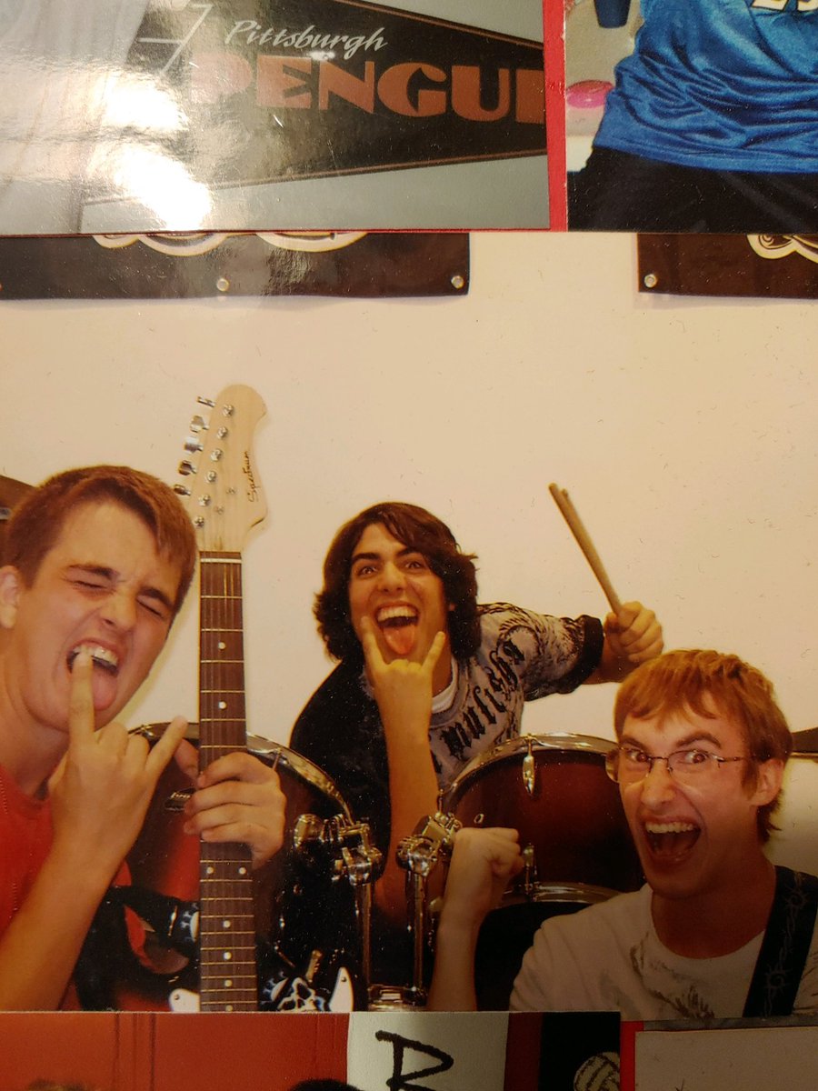 mindofjoebucci's tweet photo. I think the band needs to get back together @BigBoYo24 #twitterlessSteve https://t.co/CVZm0ban5k