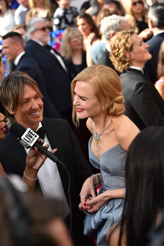 Sandy Kenyon tweet media