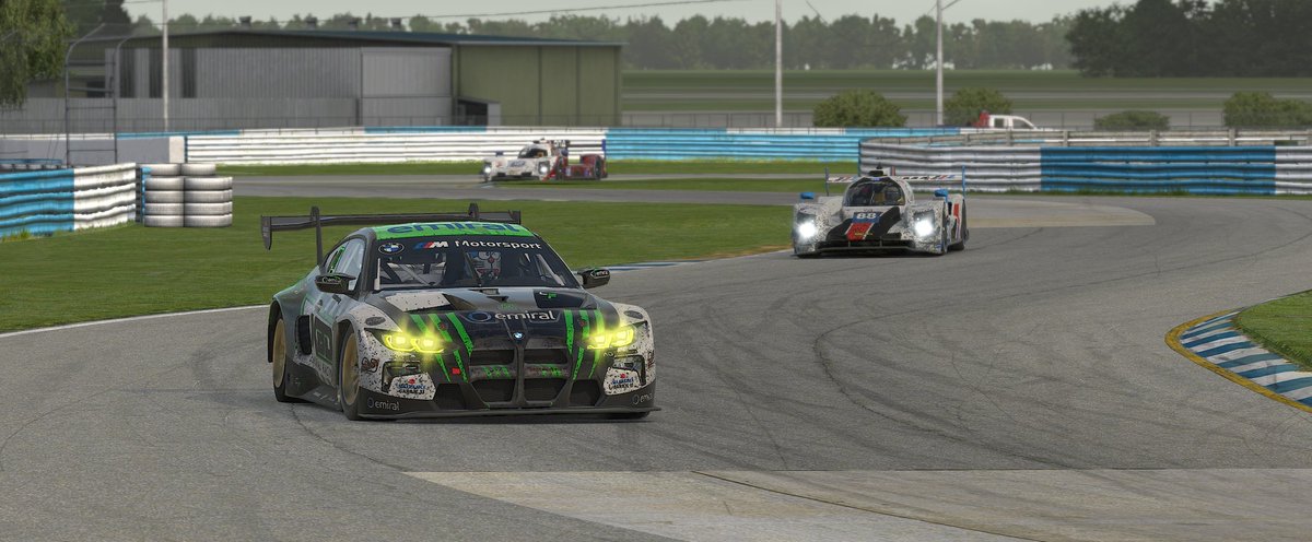 🏁🏁Ayer finalizamos las #iRacing12h de Sebring con un P5 para el LMP2 pilotado por <a href="/alberto_g85/">Alberto García</a> <a href="/Hugo_Stein1/">Hugo Stein</a> y <a href="/A_Ch_27/">Aaron Ch</a> en el Split 5.

Y DNF para el BMW GT3 pilotado por @HugoGlez_0407 y @hyperz_5 tras un problema rodando en lucha por el podio en el Split 6.

#GoXBD <a href="/iRacing/">iRacing</a> 💚