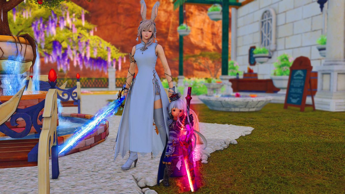 LucHemlock's tweet photo. We had to change to battle mode coz seems like we needed force to get @NurikoHemlock's attention 🙃😂 Jk! Thanks @KimSeokjin_XIV for letting us play in your front yard~ https://t.co/EQrtOmL1Zf