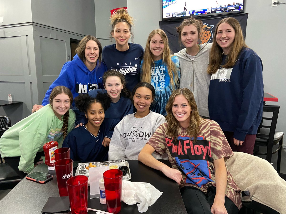 We went 6-0 at MEQ the past two days to go to gold tomorrow!! So proud of this team for playing through adversity💙 #dopeakwork <a href="/oklahomapeak/">Oklahoma Peak Volleyball</a>