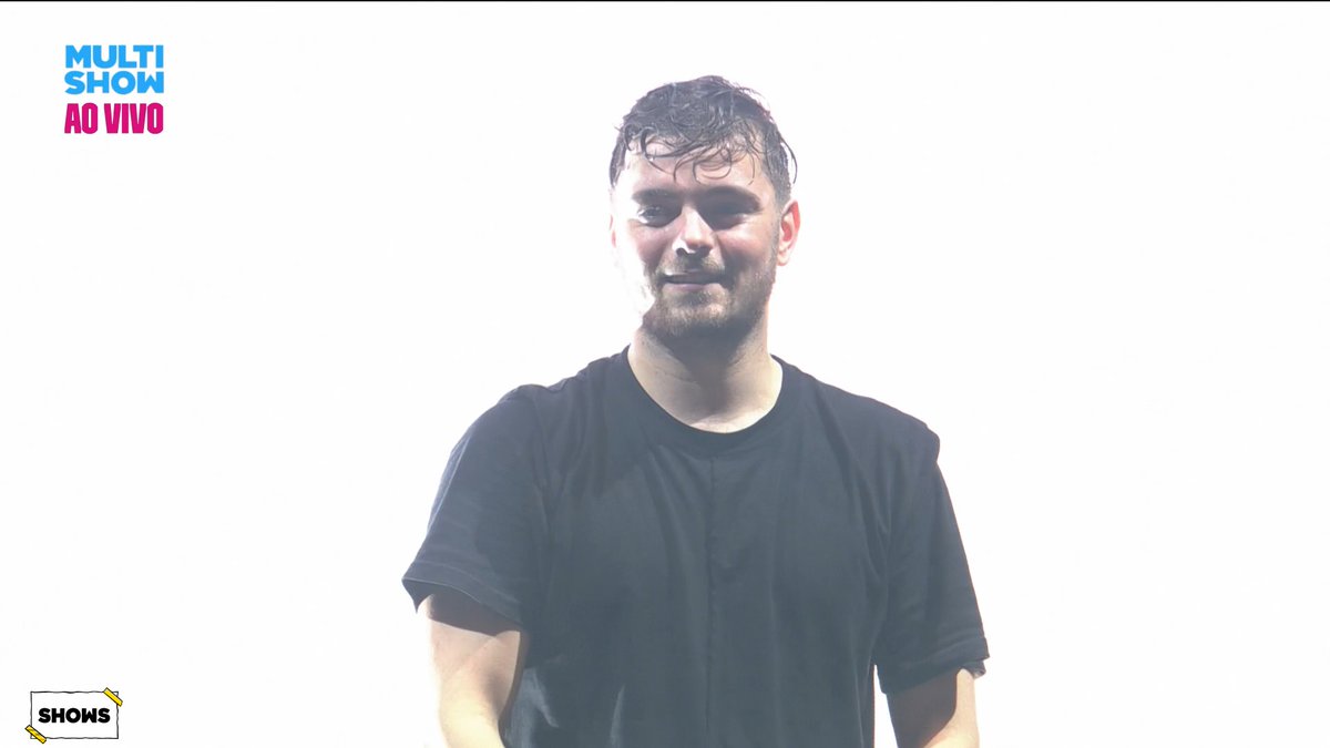 Shows_AoVivo's tweet photo. Acabou o set do Martin Garrix. #MartinGarrixNoMultishow #LollaBR https://t.co/XowbTRROpW