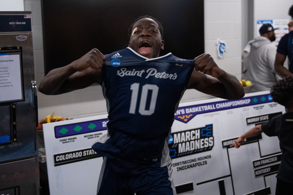 MetroConfSports's tweet photo. 🚗💨 𝚃𝚑𝚎 𝚁𝚘𝚊𝚍 𝚝𝚘 𝙰𝙲 ...

didn't stop there for @PeacocksMBB... 𝐢𝐭 𝐰𝐞𝐧𝐭 𝐚𝐥𝐥 𝐭𝐡𝐞 𝐰𝐚𝐲 𝐭𝐨 𝐭𝐡𝐞 𝐄𝐀𝐒𝐓 𝐑𝐄𝐆𝐈𝐎𝐍𝐀𝐋 𝐅𝐈𝐍𝐀𝐋 𝐨𝐟 𝐭𝐡𝐞 𝟐𝟎𝟐𝟐 𝐍𝐂𝐀𝐀 𝐓𝐨𝐮𝐫𝐧𝐚𝐦𝐞𝐧𝐭 🏆

#MAACHoops || #StrutUp🦚 https://t.co/CT2YMBi8DT
