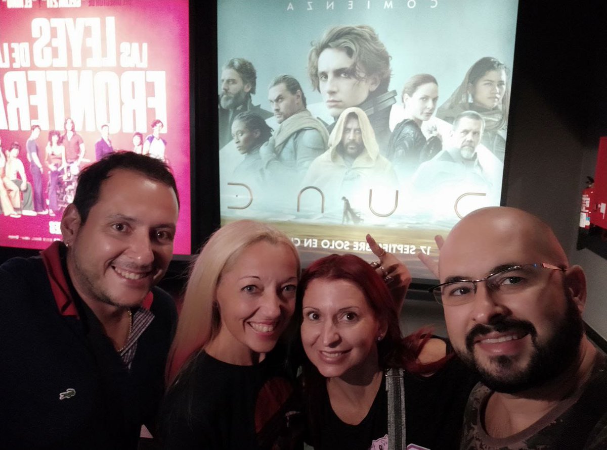 EloraKyra's tweet photo. Recordáis cuando dije, es muy buena en su conjunto pero la música es INMENSA, sin ella no me hubiera gustado tanto.. pues oscar para Hans Zimmer #Oscars2022 https://t.co/SKTPunarN5