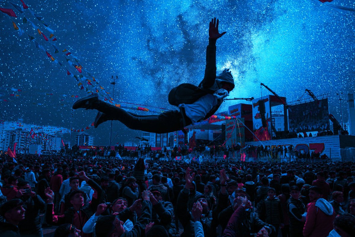 AHKNFT's tweet photo. Nfts of 2022 Istanbul Newroz
Newroz nft #kurdish #newroz #newruz #nft #2022newruz #İstanbul #yenikapi #HDP #HDPbülteni #chp #flying #show #sanat #miting #flyingman #resistance #hdphalktir https://t.co/c46rPeZ2jv https://t.co/J5qNoWfq70
