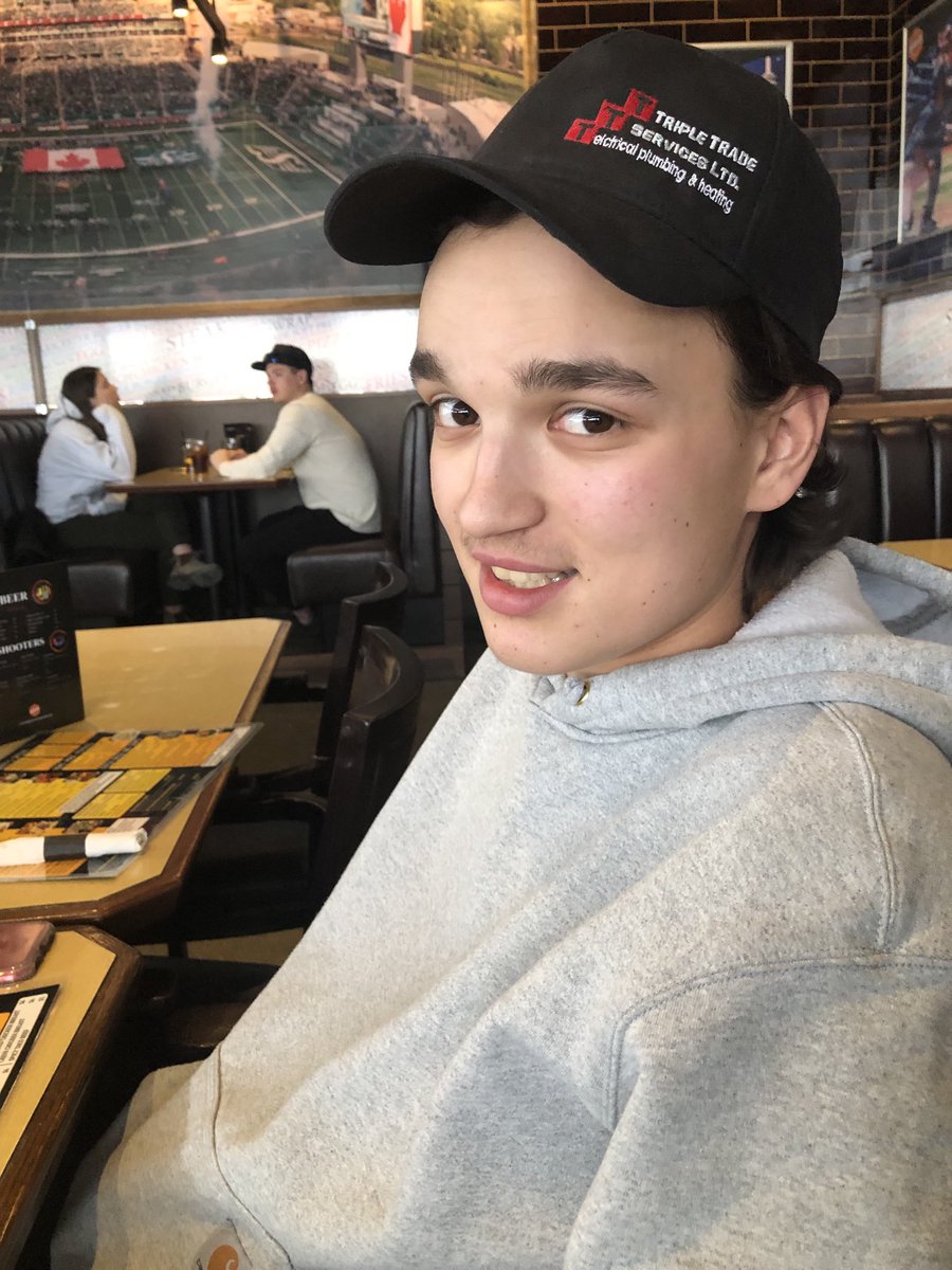 Happy 19th Birthday <a href="/mason123408/">Mason. Tosczak</a>, nothing like crushing drinks on a Sunday for your big day!!!