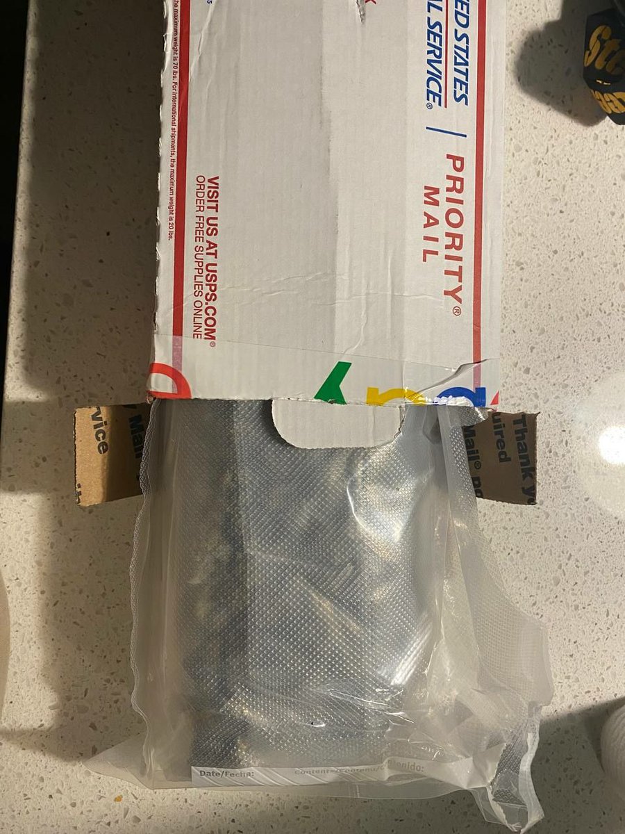 Happy_Paxx's tweet photo. Touchin' Down in all States n International🌎 📦 💯
#AllPacksLand #HappyPacksOrNoPacks #HPONP https://t.co/v9LD81KKVi