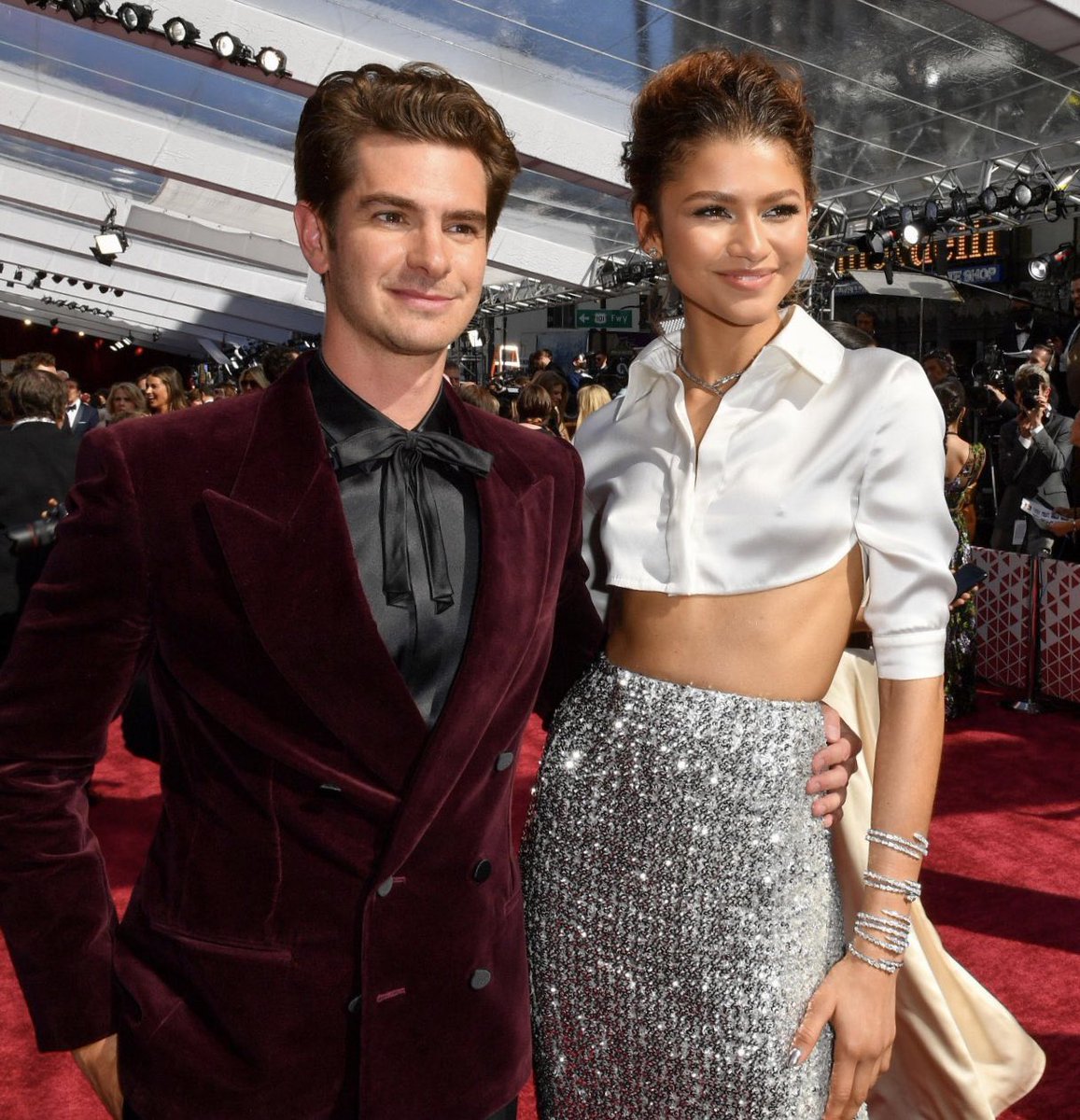 dayapeters's tweet photo. andrew and zendaya at the oscars red carpet can be something so personal to me <3 https://t.co/TFfERPTLLt