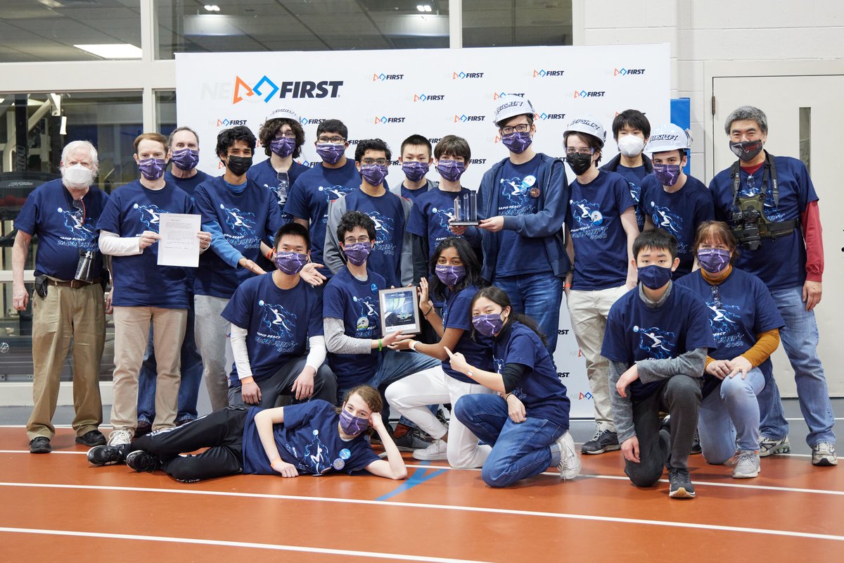 NEFIRST's tweet photo. Congrats to FRC 4048, Redshift, on winning the Judge’s Award! @NE_CentralMass #omgrobots #morethanrobots #WeAreNE #NECMD https://t.co/utKSoZyIRb