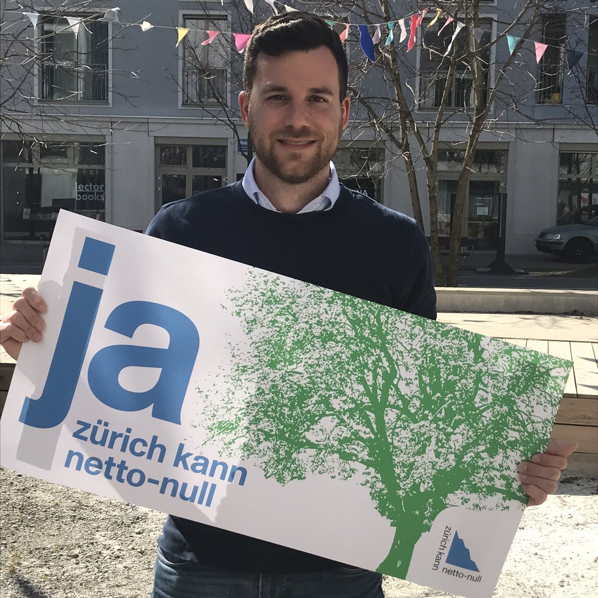 „Wer, wenn nicht wir? Wann, wenn nicht jetzt? Züri Netto 0 - ja sicher!“, Luca Maggi, Gemeinderat Grüne
#zuerichkannnettonull

instagram.com/zuerich.kann.n…