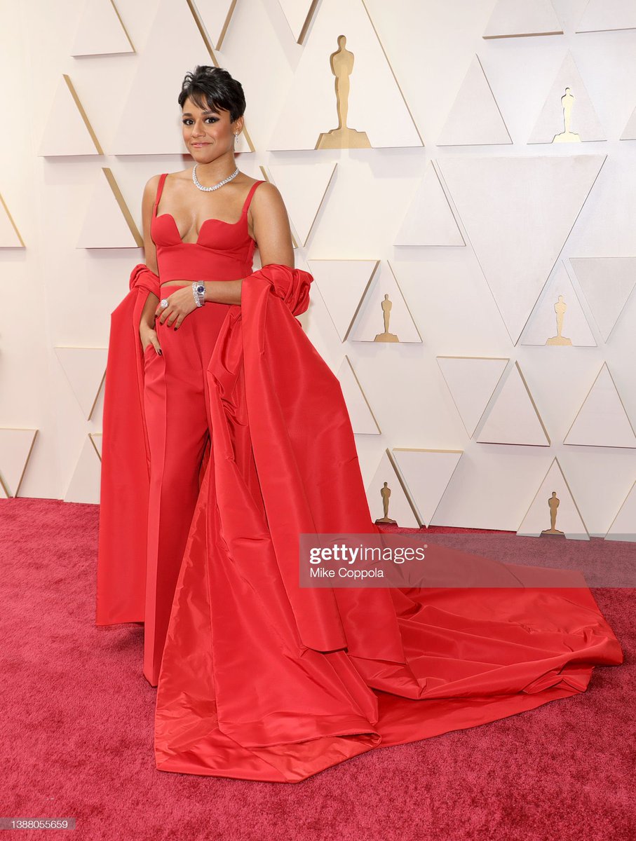 supermangeek101's tweet photo. Ariana DeBose is now a #Oscars Winner for her phenomenal performance as Anita in West Side Story! I’m so proud of her as she was phenomenal! 🏳️‍🌈😍 https://t.co/h8zdRoRuyY