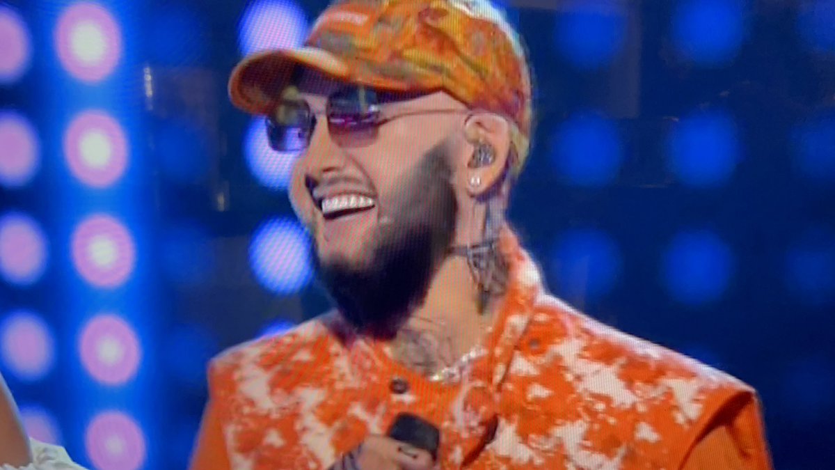 Desacataoooooo <a href="/christiandmusic/">Christian Daniel</a>  imitando a <a href="/FarrukoOfficial/">.</a> en <a href="/TuCaraSuenaMXUS/">Tu Cara Me Suena MX US</a> <a href="/TeamCDpr/">#TeamCD Fan Club</a>  #ChristianDanielTCMS #tuCaraMesuenaMxUS #TeamCD