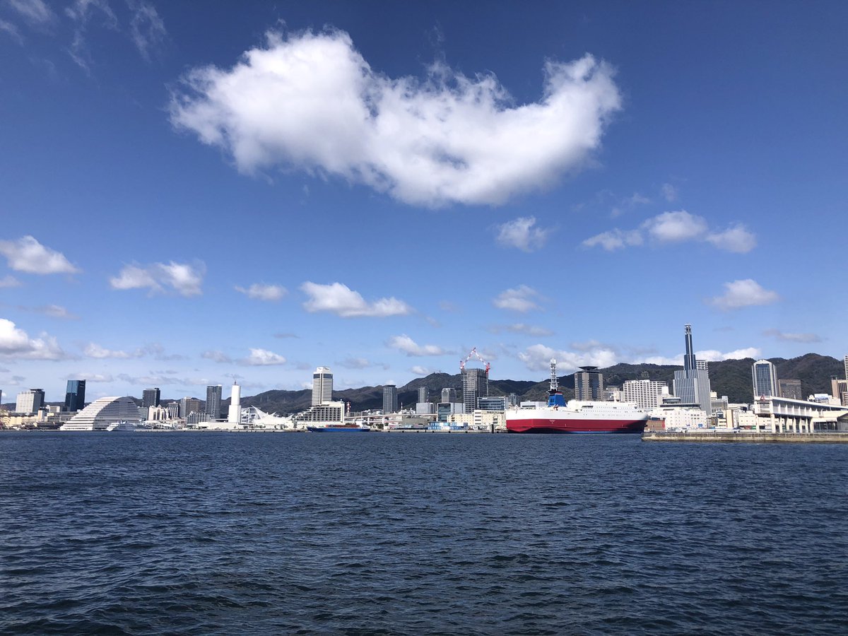 cougen's tweet photo. 土曜日の夜中から気ままな車旅��出かけている。行き先は決めすぎずに、見たかったものを見て行きたかった店に行って、あとは気持ちのいい場所を見つけてぼーっとする��み。 https://t.co/Z6Qkul7ILP