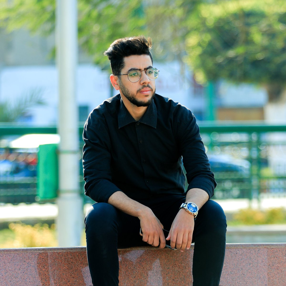 AliKoptan's tweet photo. ”ممتن للأيام البائسة التي جعلتني بهذا الوعي“.🖤 https://t.co/FcKIsDYWWA