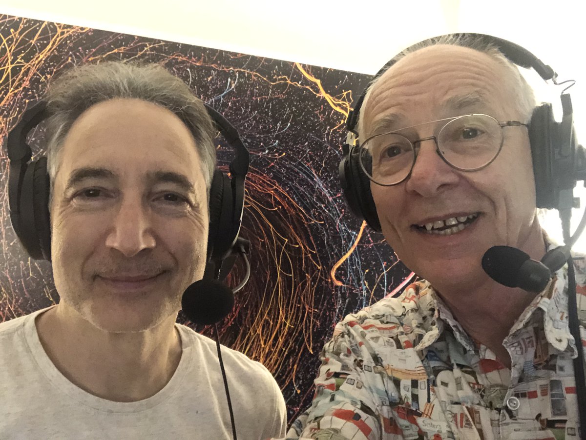 DoctorKarl's tweet photo. Resolving subatomic particles in an expanding universe is complex. Listen to @bgreene  to find out what string theory is and if there are answers. #shirtloadsofscience #ThinkGreene 
🎧 Apple: https://t.co/lAABP0tpuj
🎧 Android: https://t.co/dsw03CQnqC https://t.co/SPVR6Y0wXc