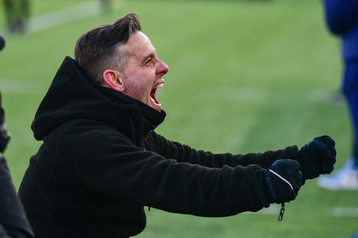 onesoccer's tweet photo. This coach, right here?

He takes teams to the World Cup ✅

John Herdman of #CanMNT and #CanWNT fame becomes first manager to qualify for both the men's and women's FIFA World Cups 🇨🇦 https://t.co/GXTgfIsnWv