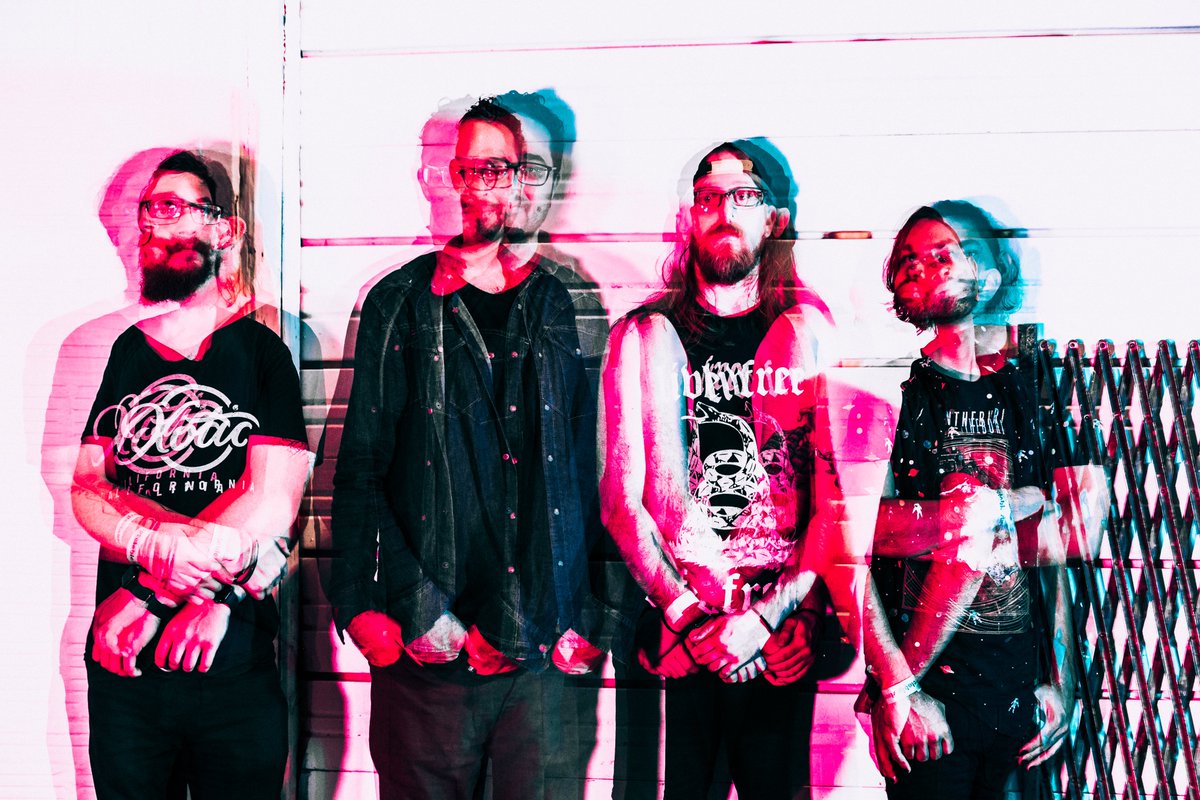2 weeks of “Focus” and we are grateful for everyone who has watched, streamed, playlisted, or even purchased the track! 🙏 ~
.
Listen to “Focus” Now: vagrantson.fanlink.to/Focus
.
#Rock #VagrantSon #Focus #NewMusic #CoreRelease #Visceral #MiamiMetal #PostHardcore #Miami #Grateful