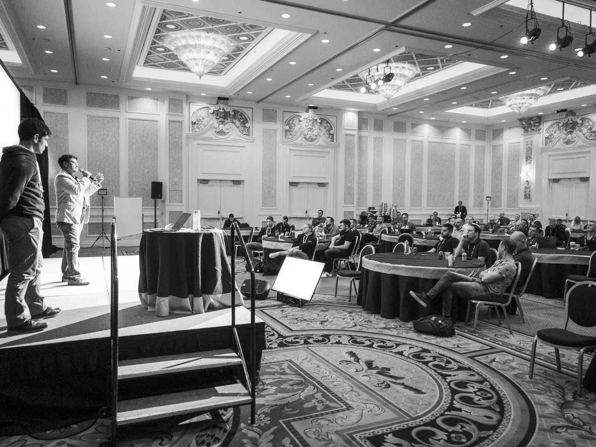 Samuel Perez &amp; Nirmal Rajarathnam presenting to our partner ambassadors. #ArubaAtmosphere