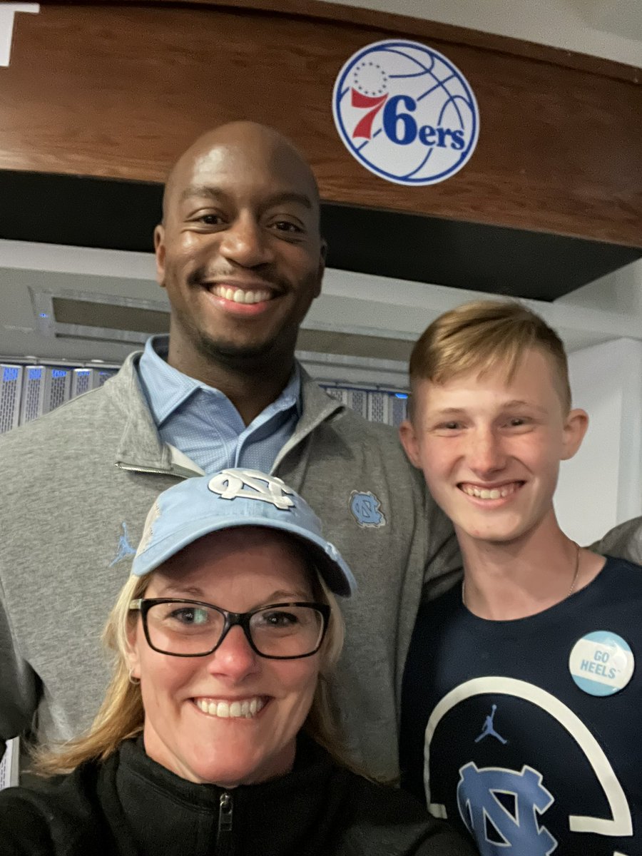 drdwcools's tweet photo. Oh What a Night!!!  UNC playing in Philly….seeing my college roommates kids…Roy and Wanda….helping escort them out of the stadium with Marcus Ginyard (2009 championship team)…see them cutting the nets down again in person….oh and onto the Final Four and against Puke! https://t.co/1ZQ77MQXLV