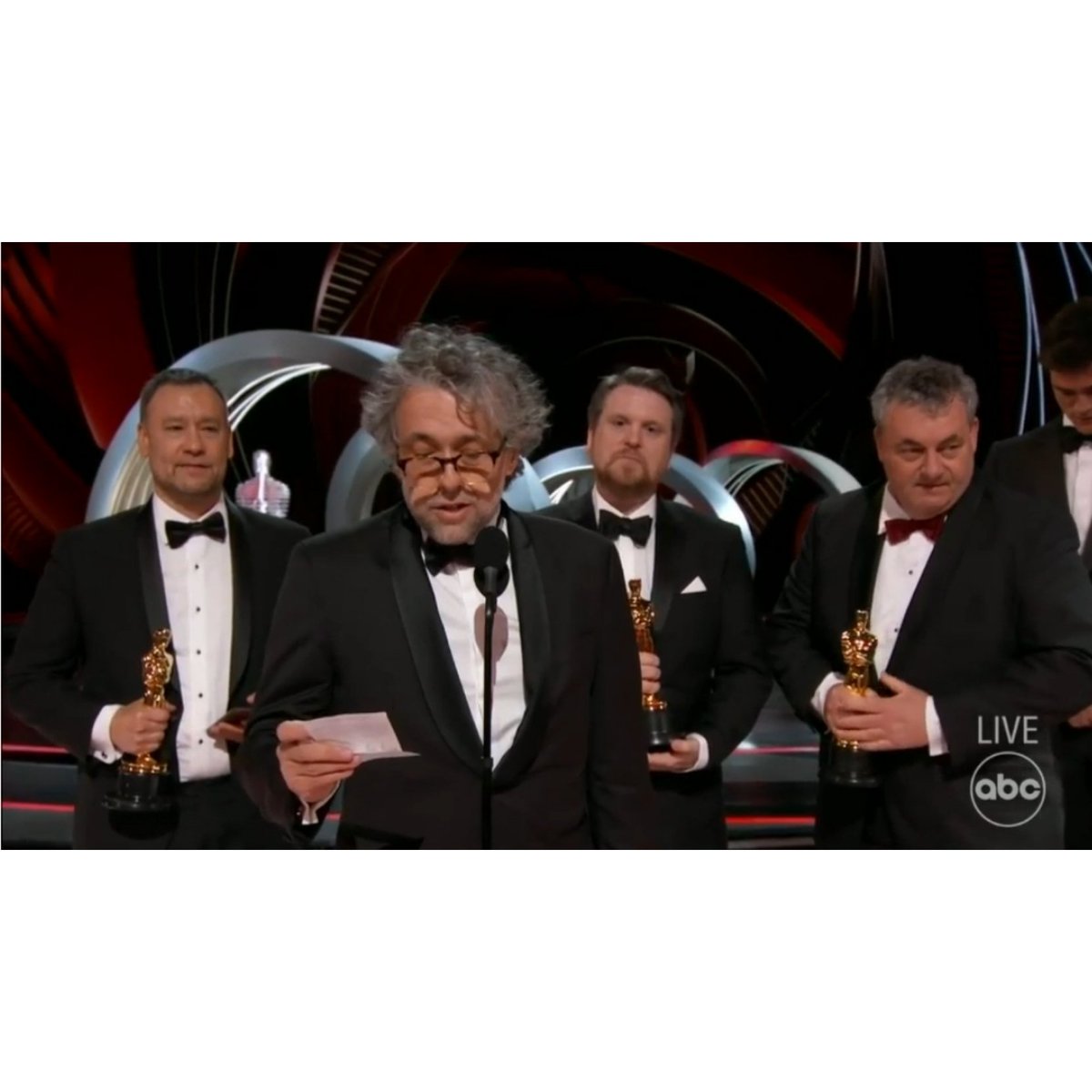 zsuzsanna_virag's tweet photo. The 5th and the 6th!
Best cinematography and Best Visual Effects!
Congratulations!
#dune @GreigFraser_dp #gerdnefzer https://t.co/jUCzqJZFcC