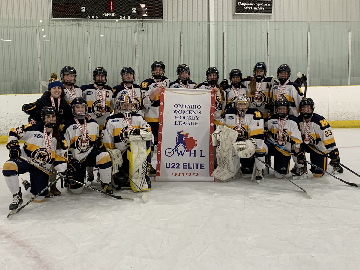 MissyJrCanes's tweet photo. BRONZE!!! 🥉
3rd place in the OWHL U22 Elite! 
#sweepthesheds https://t.co/0Z8Zz7Owwk