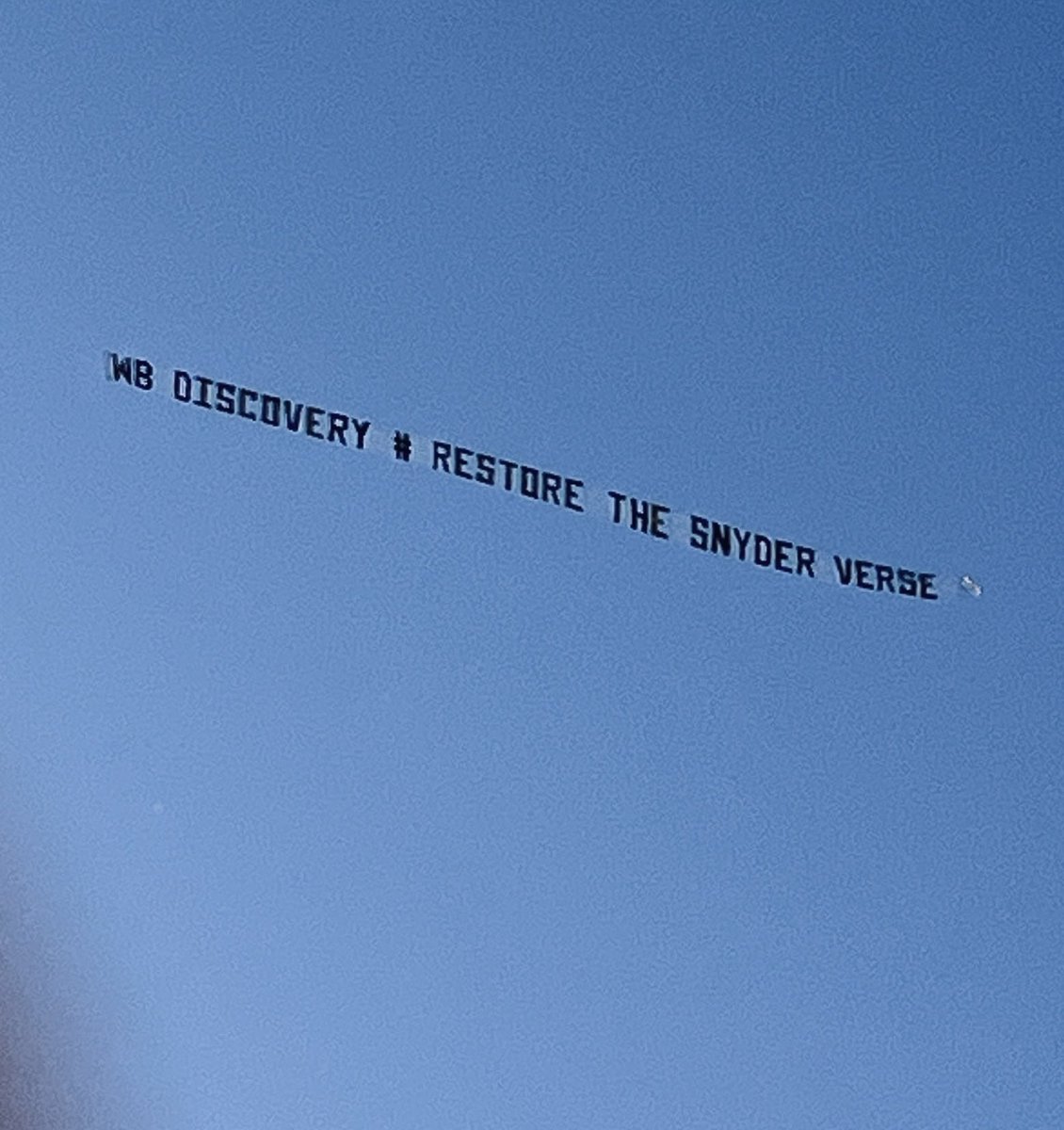 That’s how we do it. We use the old ways. Be ready 🔥🤞
#RestoreTheSnyderVerse