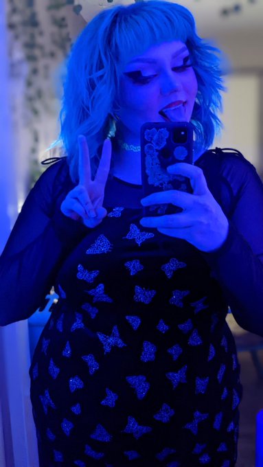 Hi 😜 https://t.co/smb0ikZxa6<a href="/tag/bbw"class="tags"><span>#bbw</span></a><a href="/tag/nsfw"class="tags"><span>#nsfw</span></a><a href="/tag/chubbywoman"class="tags"><span>#chubbywoman</span></a>