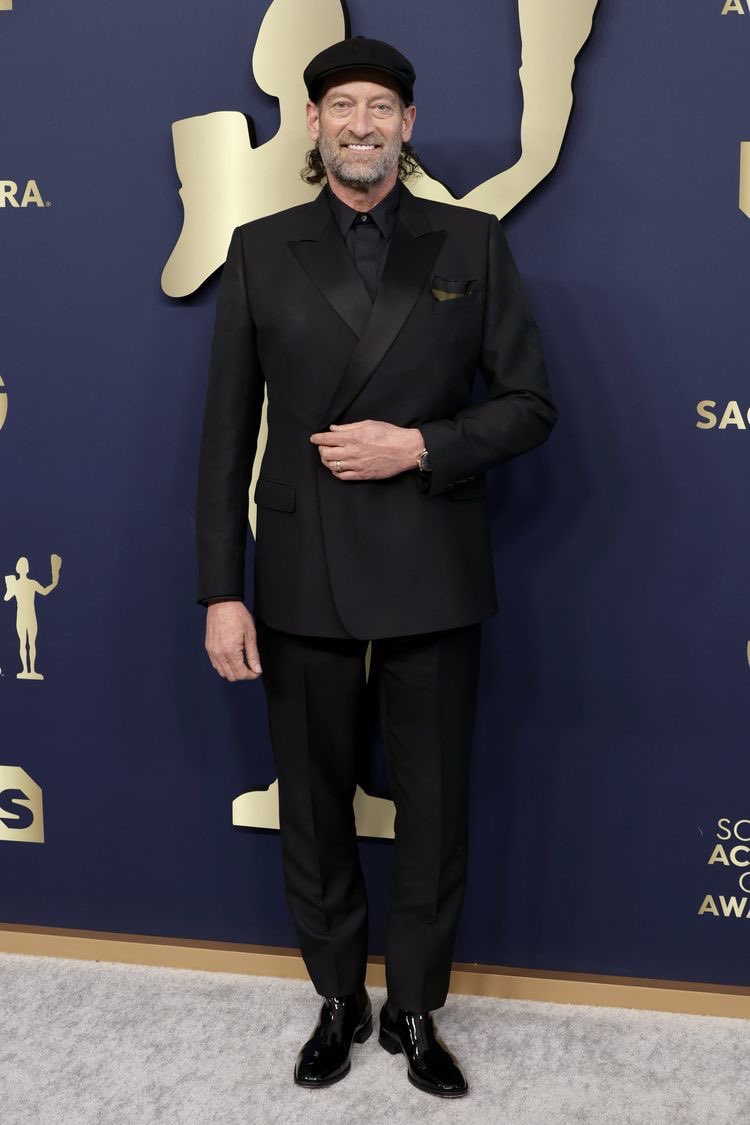 AlaskaCDK's tweet photo. Troy kotsur Vince un oscar e sono felicissima di questo! La sua emozione sul palco è reale e mi ha emozionata. Ci insegna che l’unico limite siamo noi stessi e che essere inclusivi non significa rinunciare a qualcosa, al contrario ci arricchisce 😍#SkyCinemaOscars #Oscars https://t.co/mkWTCZMtox
