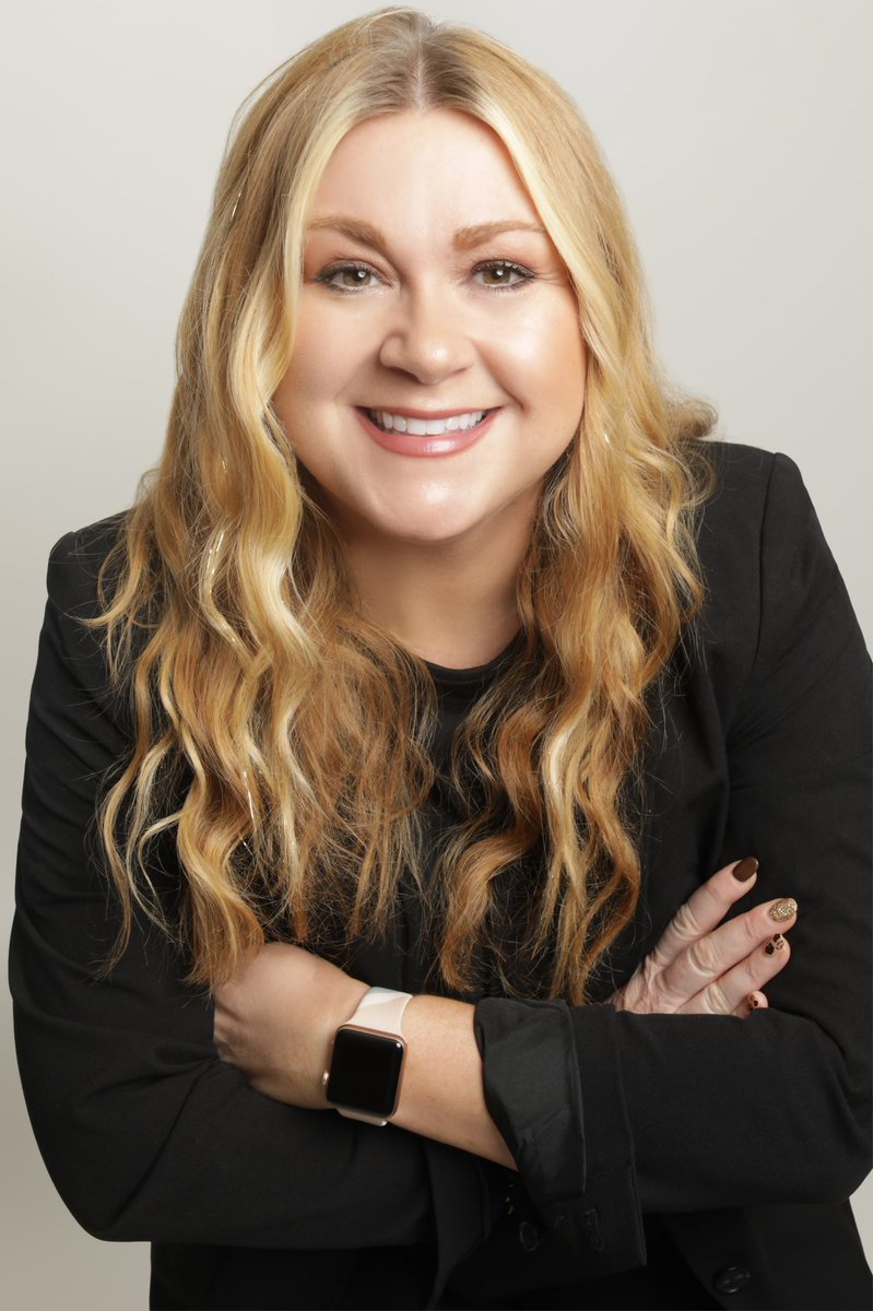 latraylnichole's tweet photo. Headshots and brand photos are kind of my thing!!! Thanks @shannon_dobson for letting me take these perfect snaps!!! #perfectsnaps https://t.co/O16QXXAplW