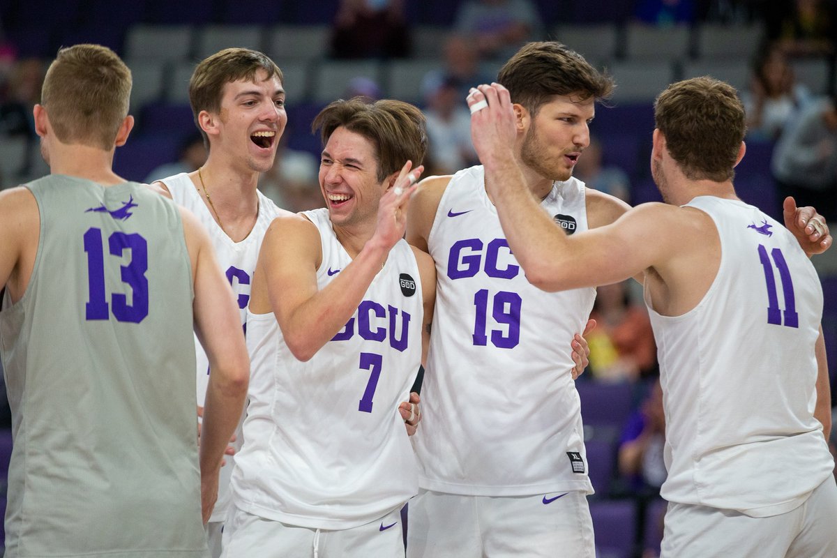 GCU_Lopes's tweet photo. Not a bad weekend for the Lopes…

- Baseball series win at Sacramento State
- Softball road sweep of Dixie State
- Beach picked up 3 wins vs. the Pac-12
- Men’s volleyball with a road win https://t.co/vXtq5LdF4l