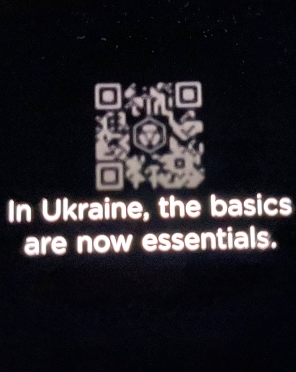 AllThingsWSB's tweet photo. β #Oscars ask for support and care for #UkraineοΈ #oscarson2 https://t.co/zOAkDH1lZx