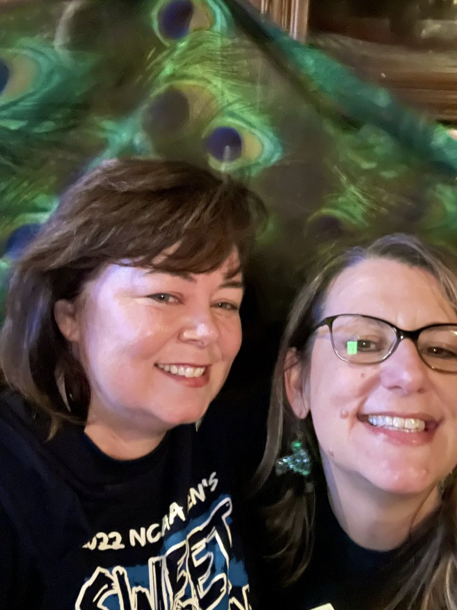 Now we totally ‘get’ March Madness. Past few weeks, everything has revolved around this. Thanks <a href="/PeacocksMBB/">Saint Peter's Men's Basketball</a> for being amazing &amp; for uniting us w/ friends old &amp; new. Thanks for giving us a great reason for a girls trip. This will only strengthen #PeacockNation💙🦚  #PeacockPride