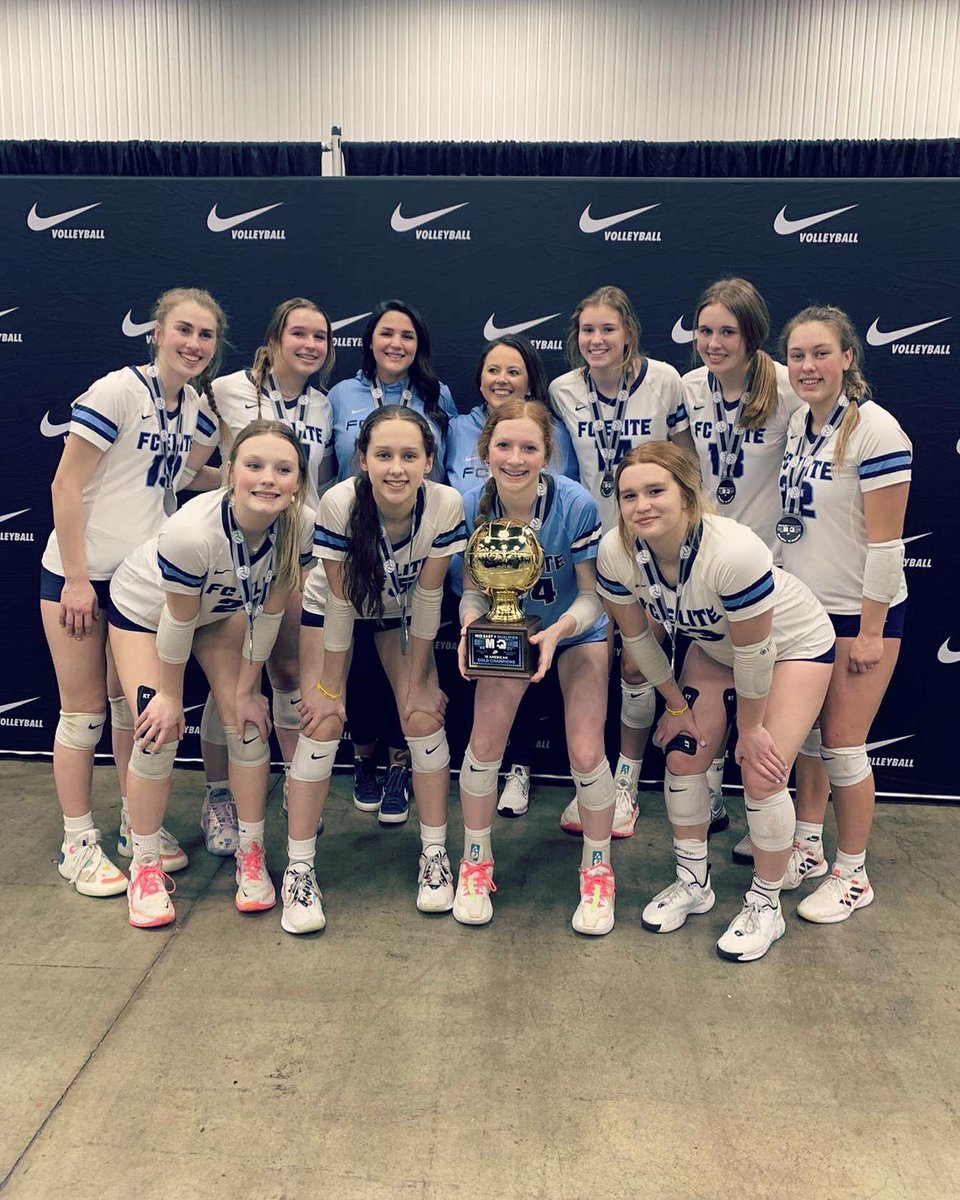 Super proud of my team this weekend! We went 11-0 and won the 16 American Gold Division! This won us an American bid for nationals!!🏅