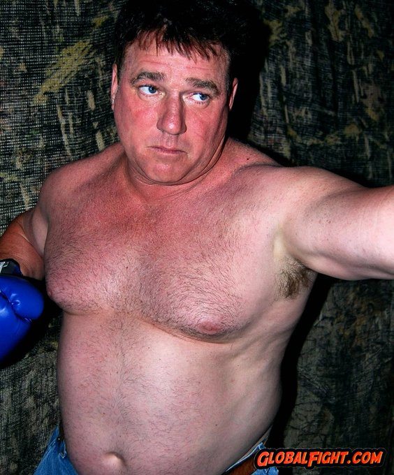 Musclebear Boxing Bear from https://t.co/uDvNgxouOP galleries  --  #boxing #boxer #muscledaddy #muscleman