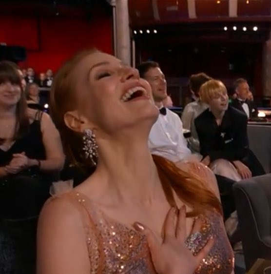 Movies's tweet photo. we need a compilation of Jessica Chastain laughing tonight @TheAcademy https://t.co/O2cqCS0UX8