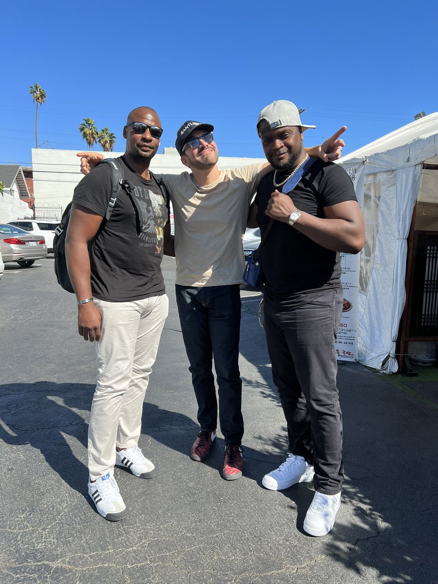 ebernard308's tweet photo. Had some fun times this past weekend at a few pre Oscar events in LA! Shout out to the creatives working and dreaming on their concepts success is right around the corner! https://t.co/h5mxful20X