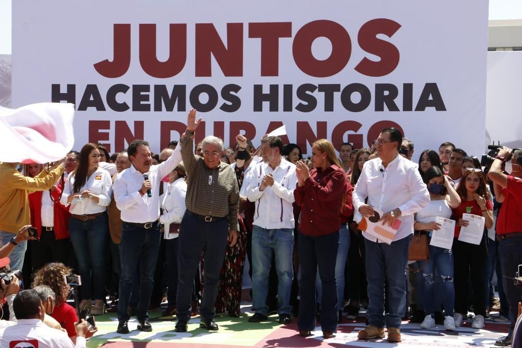 Amigos <a href="/NachoMierV/">Ignacio Mier Velazco</a> <a href="/fernandeznorona/">Fernández Noroña</a>,  gracias por estar hoy respaldando a nuestro candidato por el <a href="/DurangoCap/">Municipio de Durango</a>, @AGonzaloYanez, ¡estamos más que listos! 

Un privilegio contar con su apoyo siempre.

#JuntosHacemosHistoria