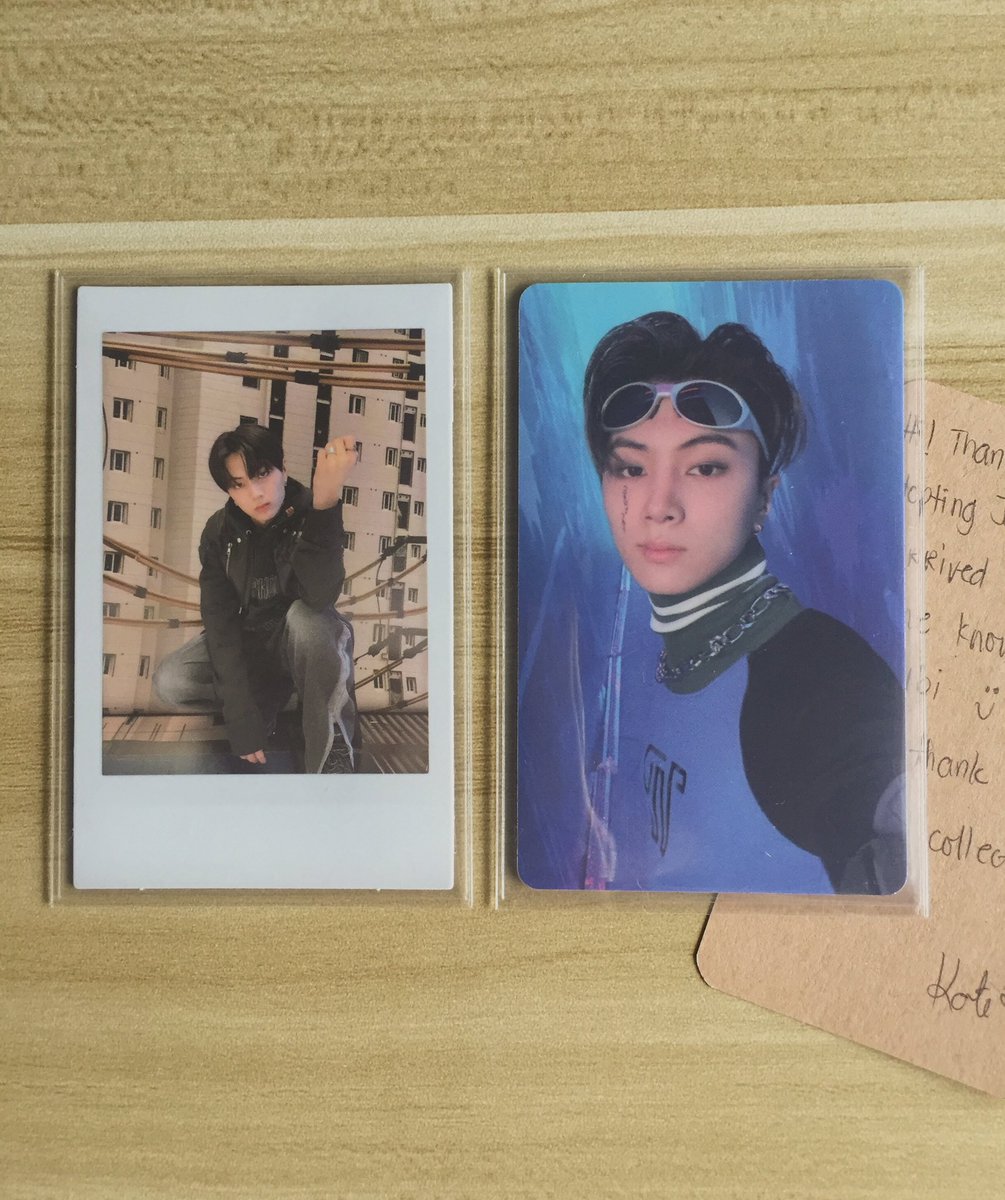 forjaywoncats's tweet photo. 💌 ⊰ ꒰ #yjwpjsmails ꒱ 。*゚◜✧
jay shark boy totga no more!!! 🥺 thank uuu @dubicarts for bringing jay home and for packing him safely! 💝 and ty din uli @xuximix walang sawang pagwawala sa pc na e2 😭
— #tydubi https://t.co/YXZ8ah9OKU