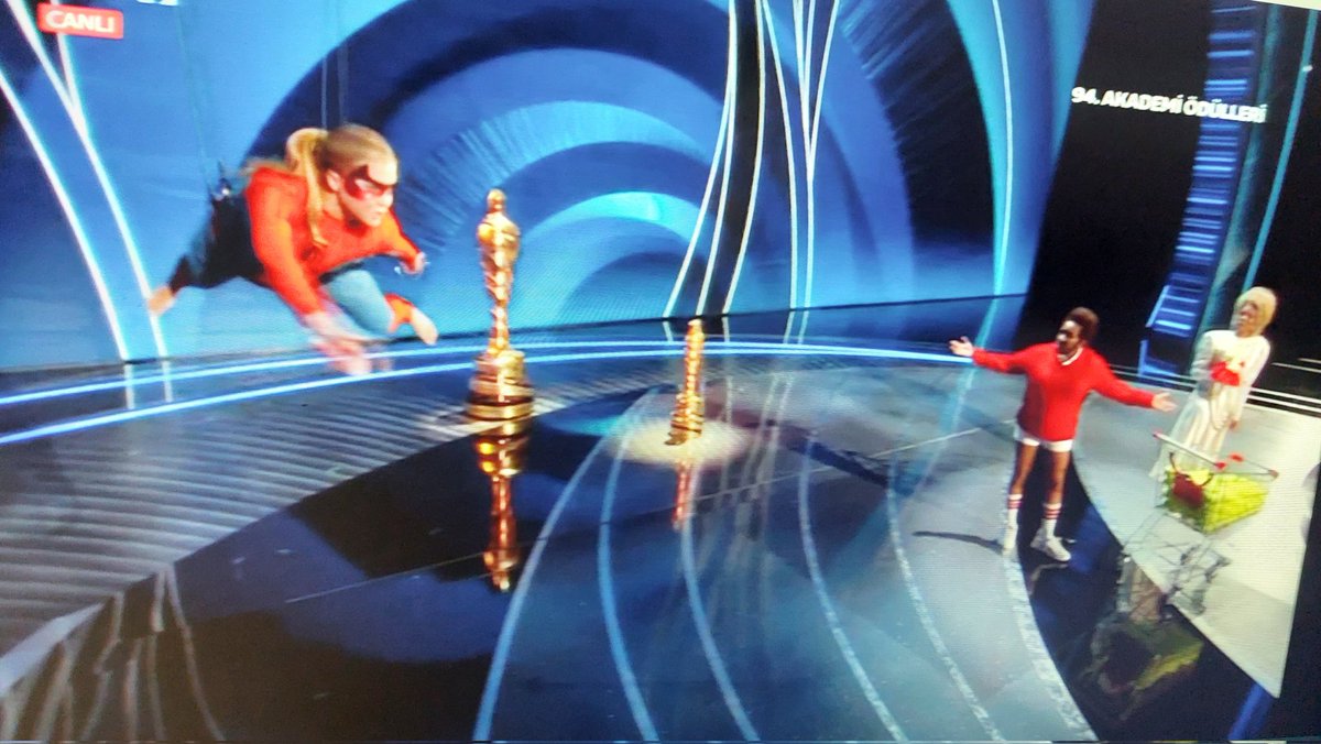 Paylaşmadan duramam #themuppets #Oscars #WandaSykes #AmySchumer #ReginaHall 😂😁