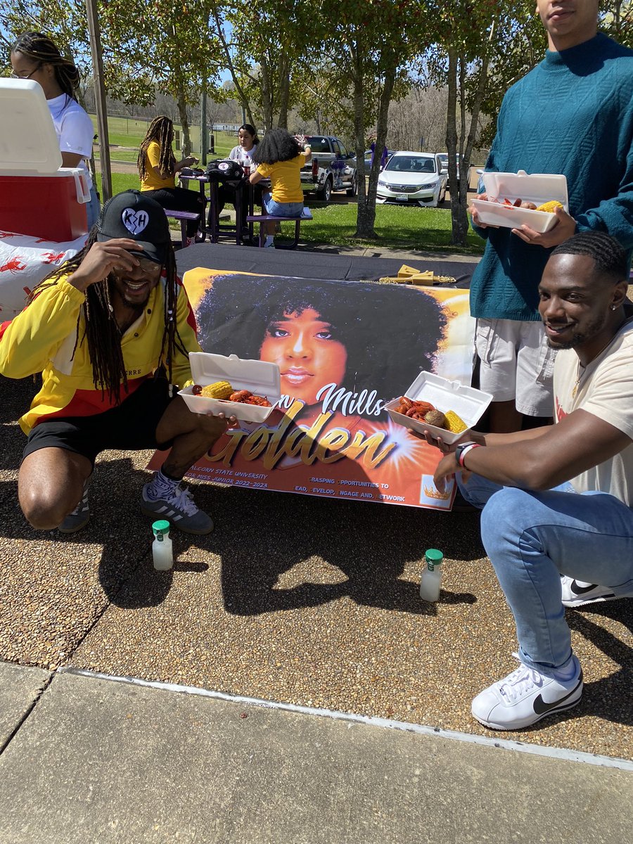 Im_Jillyyyy's tweet photo. Pinch. Peel. Eat. Repeat.🦞Miss Jill’s Crawfish Boil was a completely success on Friday 🥰🥰 Thank you everyone for coming out! The continuous support is greatly appreciated💛💜 Don’t forget vote Jilllian Mills for Miss Junior✨👑 #JILLIAN4MISSJUNIOR #Alcorn24 #jill4missjr https://t.co/Rh3E7umcdJ